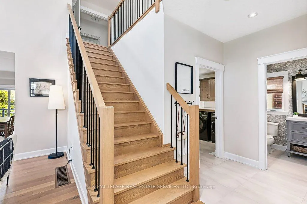Photo 21 of 52 Foley Cres, Collingwood — HOMEH
