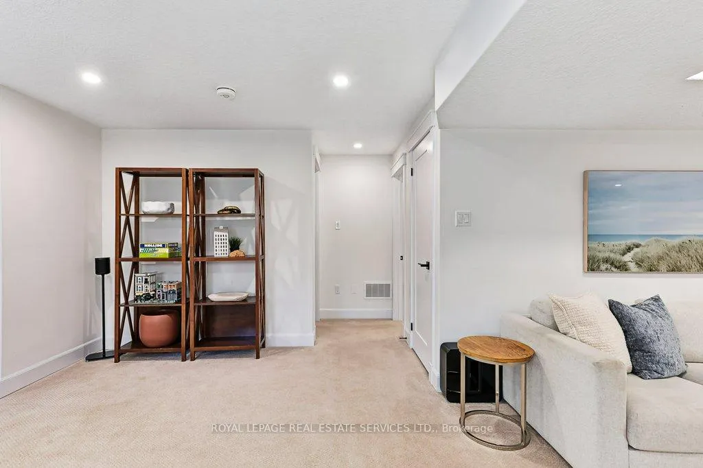 Photo 37 of 52 Foley Cres, Collingwood — HOMEH