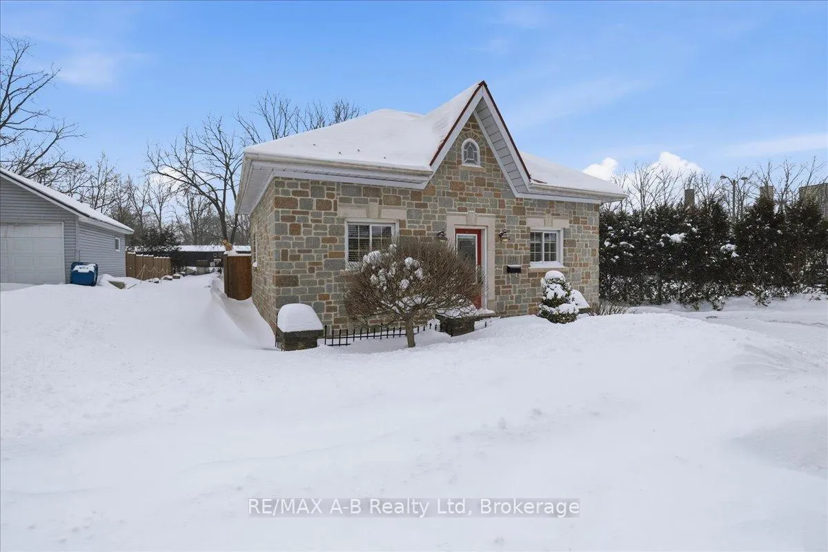 Photo 4 of 231 West Gore Street, Stratford — HOMEH