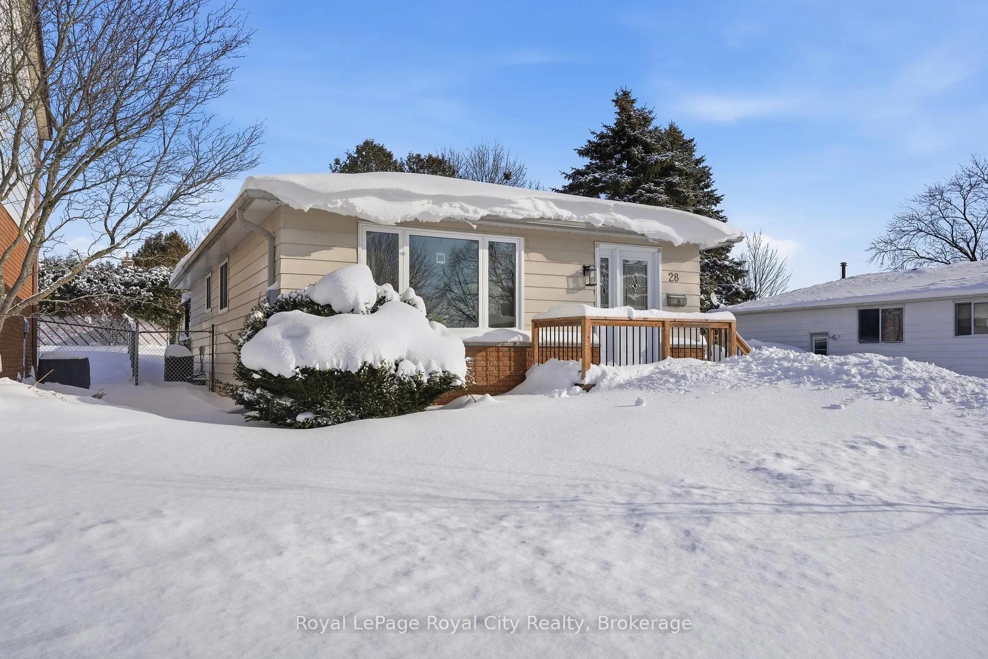 Photo 3 of 28 Mcilwraith Crescent, Guelph, Grange Road — HOMEH