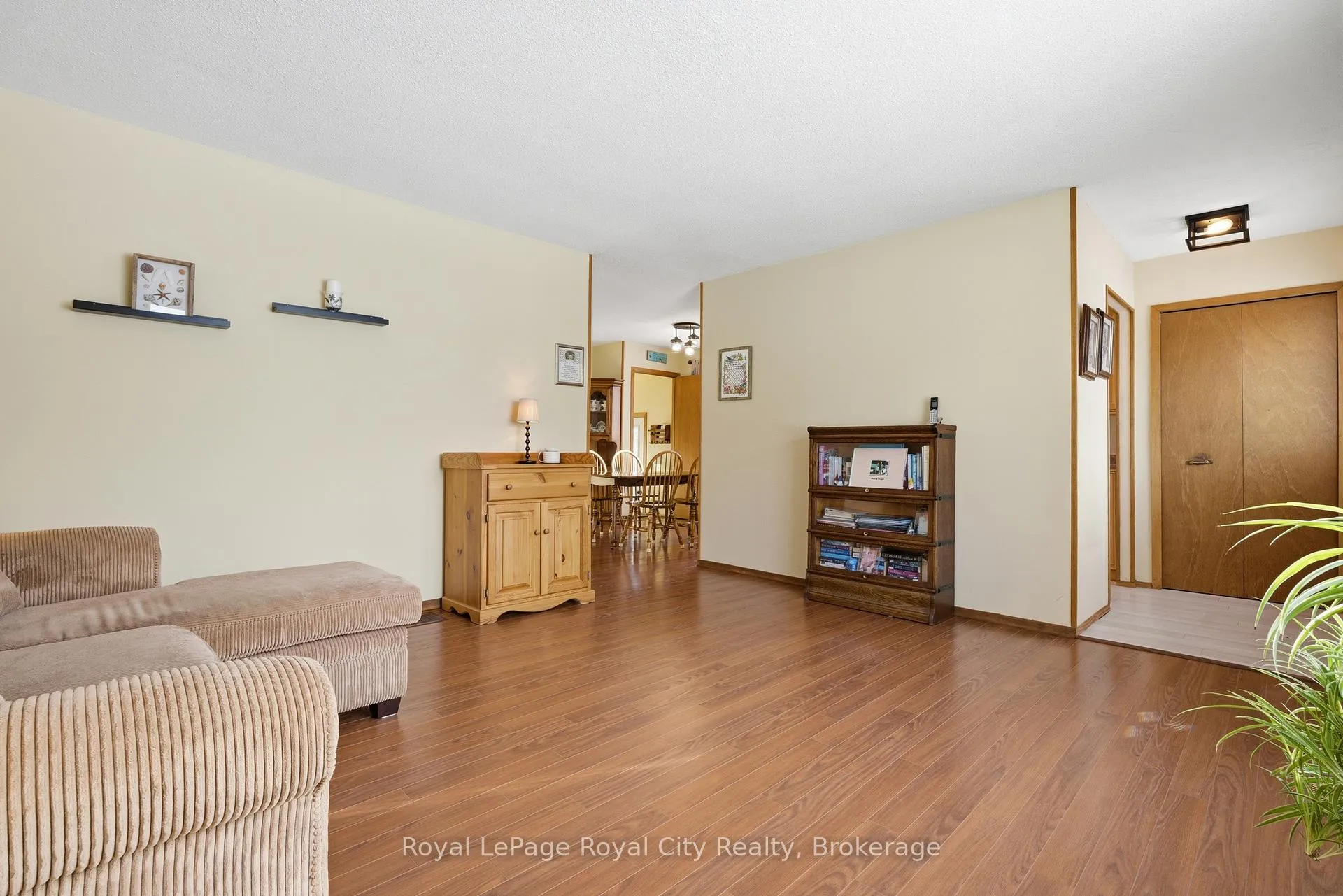 Photo 13 of 28 Mcilwraith Crescent, Guelph, Grange Road — HOMEH
