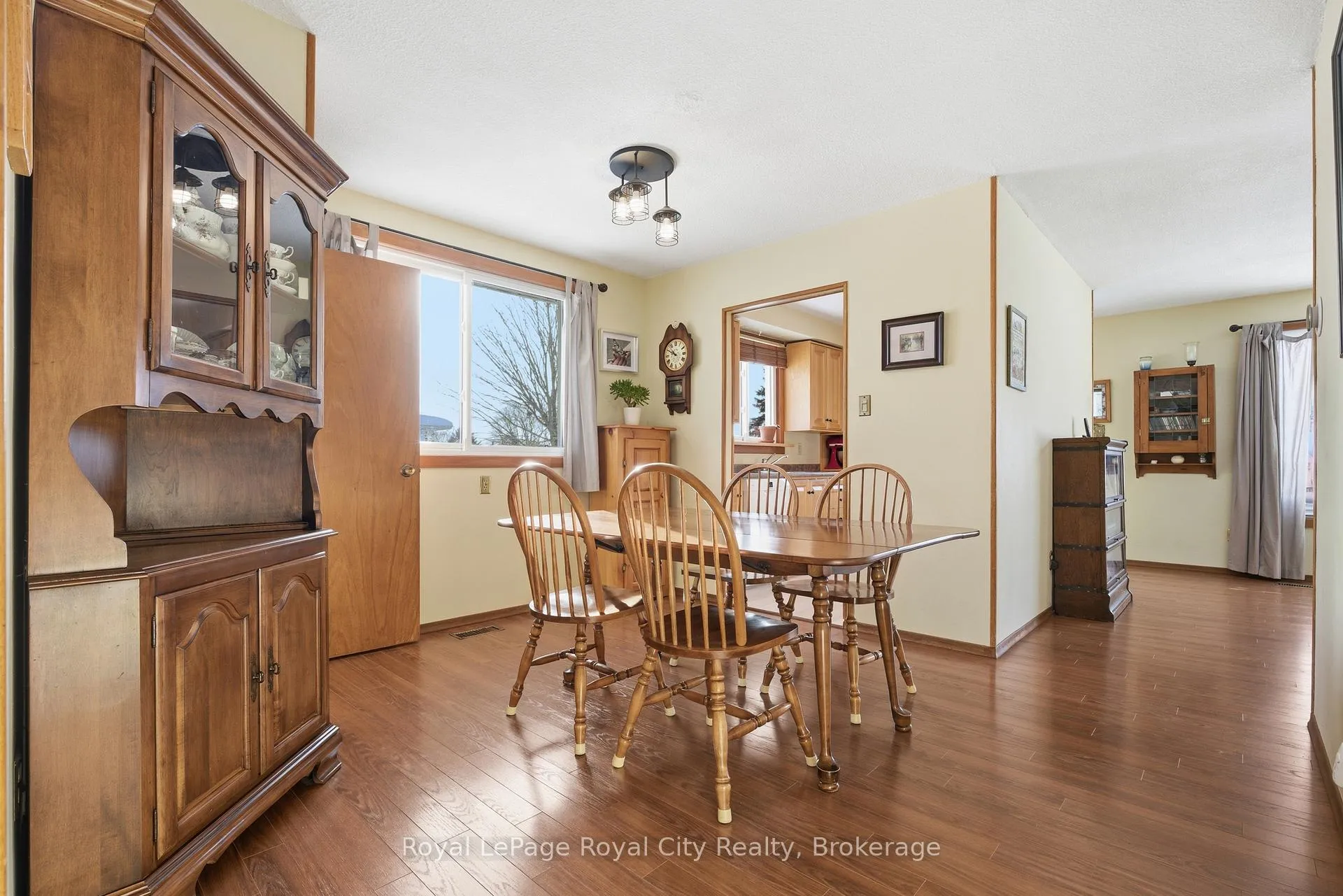 Photo 19 of 28 Mcilwraith Crescent, Guelph, Grange Road — HOMEH