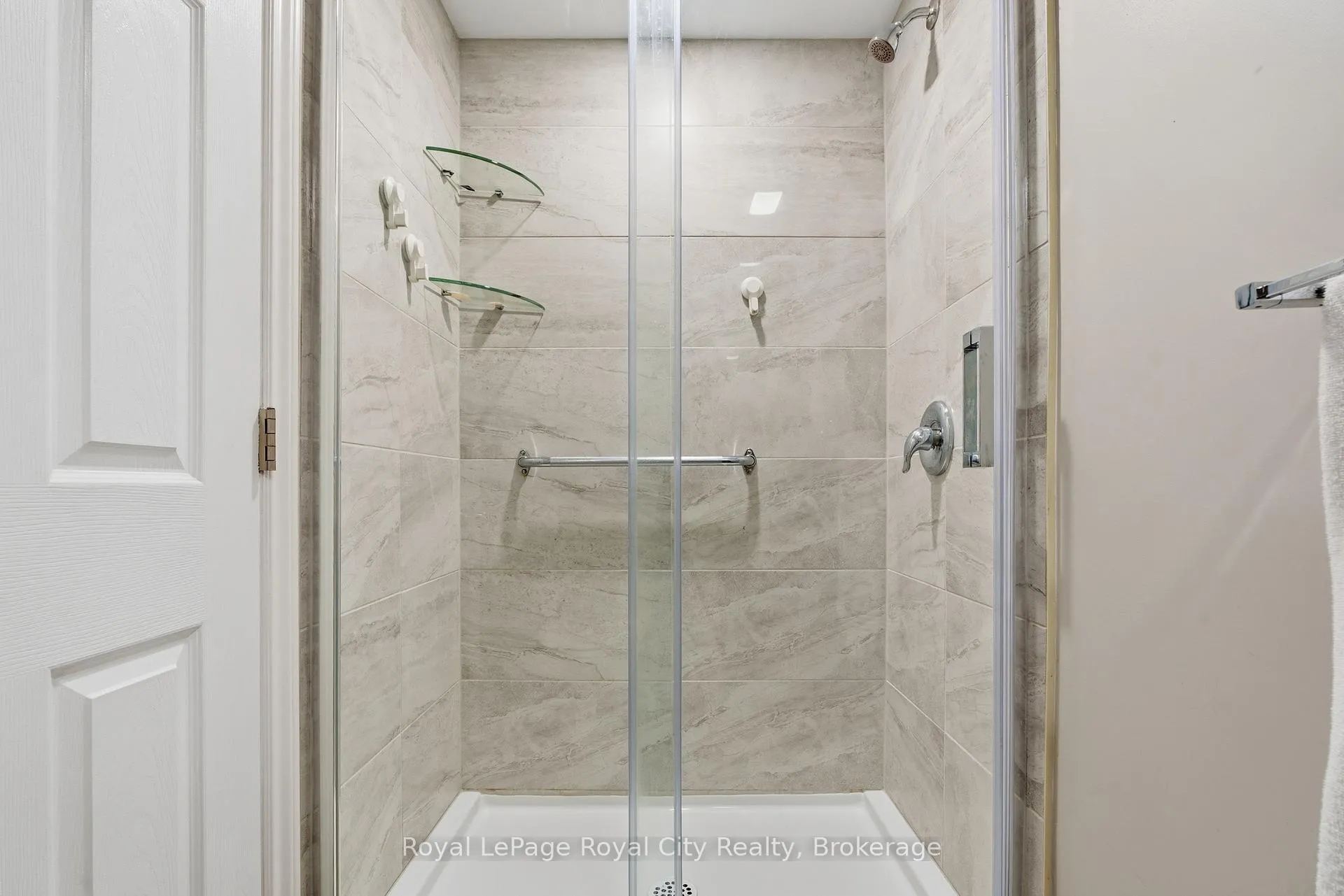 Photo 37 of 28 Mcilwraith Crescent, Guelph, Grange Road — HOMEH