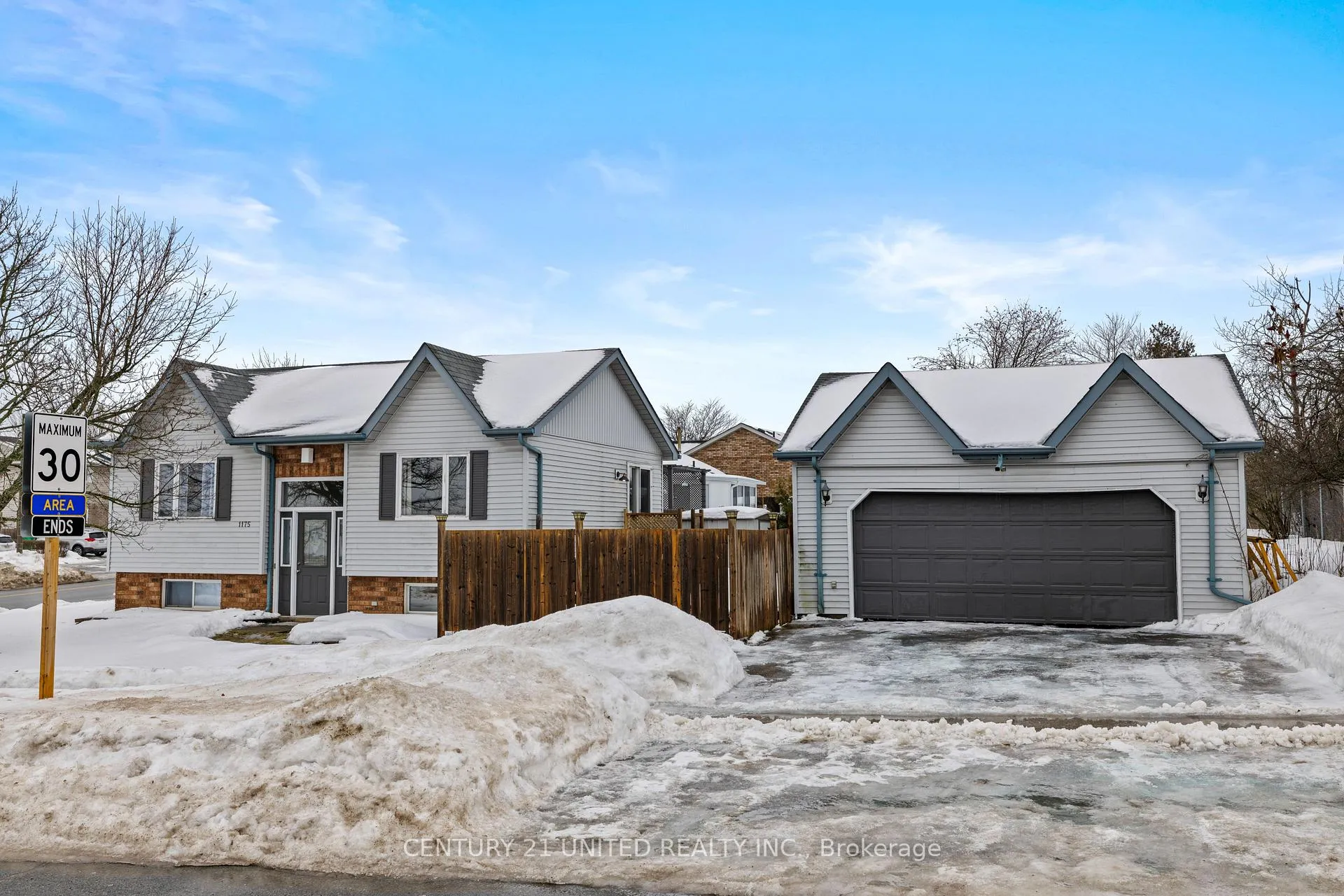 Photo 1 of 1175 Neptune Street, Peterborough, Northcrest Ward 5 — HOMEH