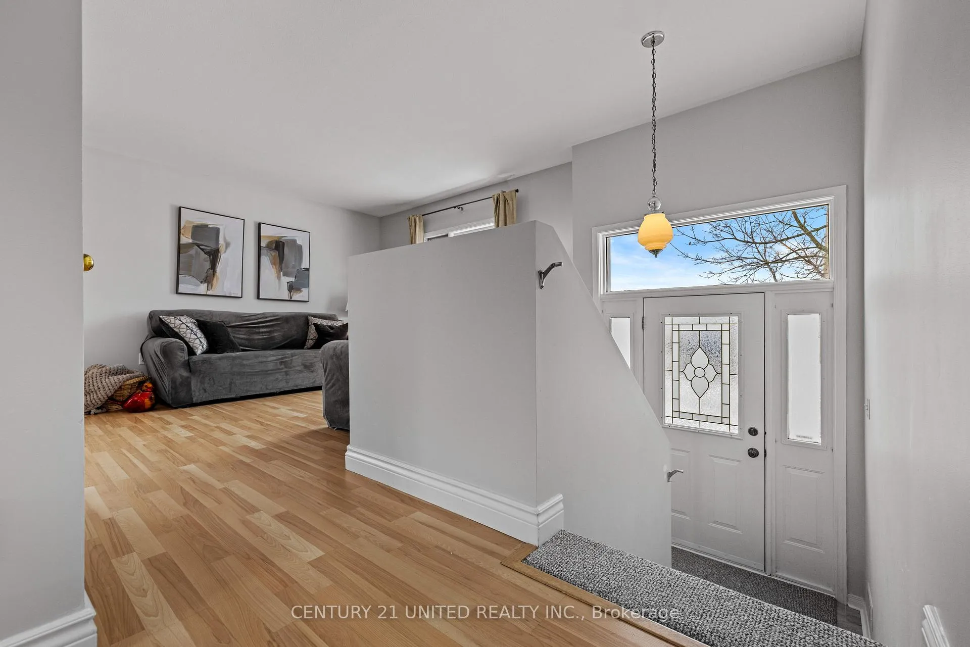 Photo 3 of 1175 Neptune Street, Peterborough, Northcrest Ward 5 — HOMEH
