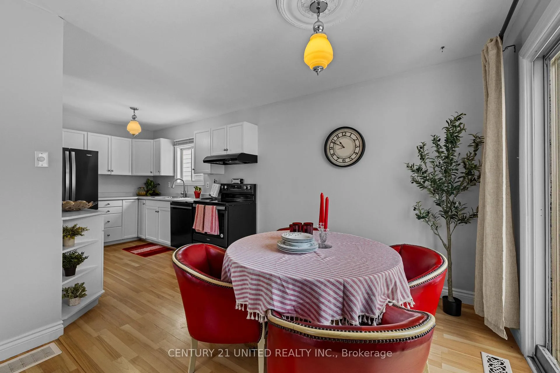 Photo 9 of 1175 Neptune Street, Peterborough, Northcrest Ward 5 — HOMEH