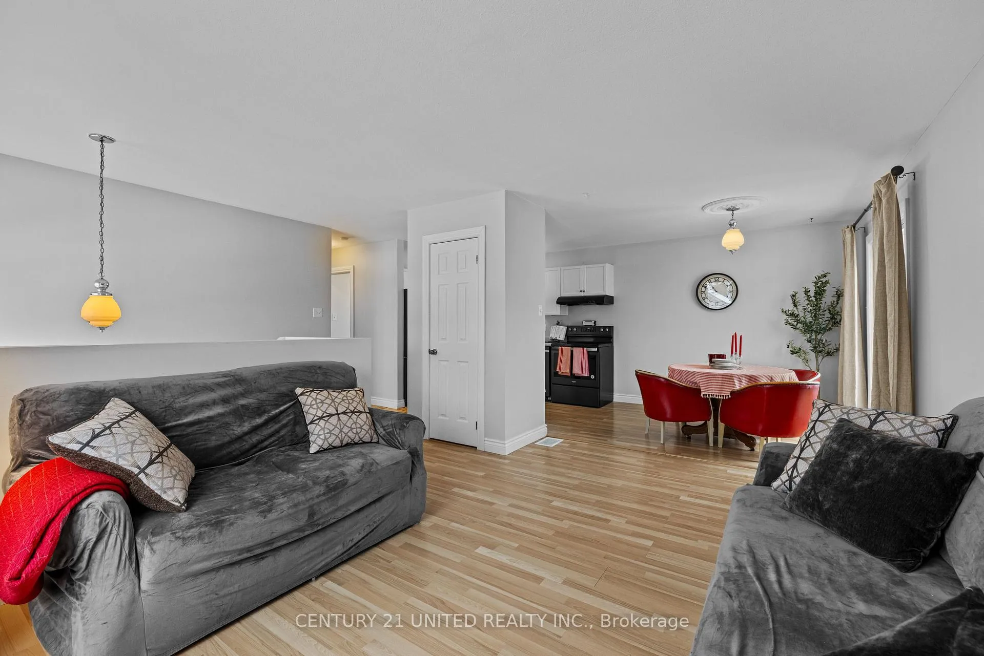 Photo 10 of 1175 Neptune Street, Peterborough, Northcrest Ward 5 — HOMEH