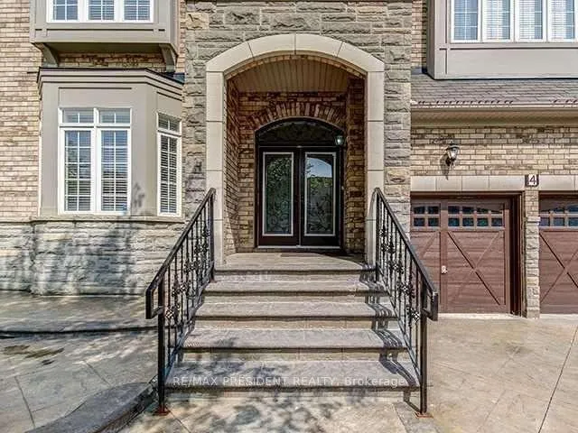 Photo 2 of 4 Cairnburg Drive, Brampton, Vales of Castlemore — HOMEH