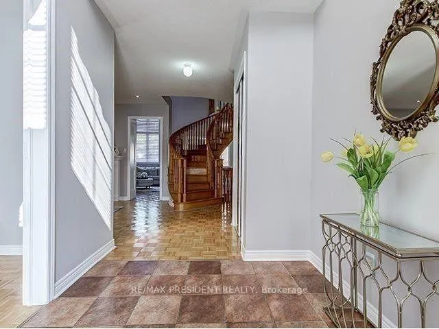 Photo 3 of 4 Cairnburg Drive, Brampton, Vales of Castlemore — HOMEH