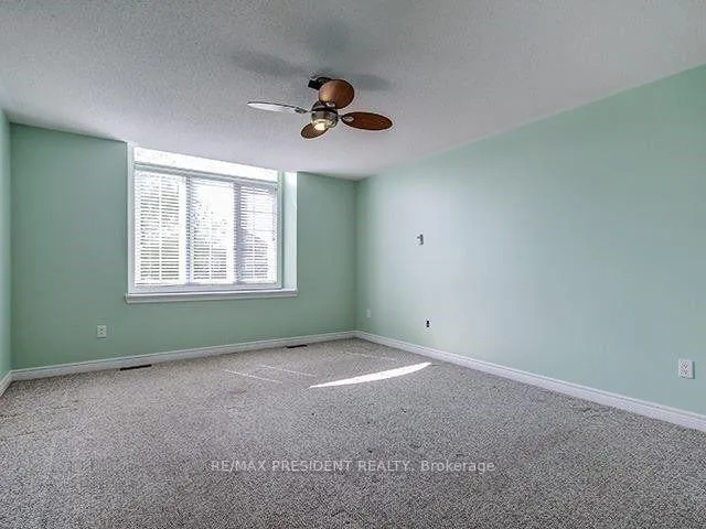 Photo 13 of 4 Cairnburg Drive, Brampton, Vales of Castlemore — HOMEH