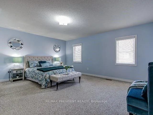 Photo 14 of 4 Cairnburg Drive, Brampton, Vales of Castlemore — HOMEH