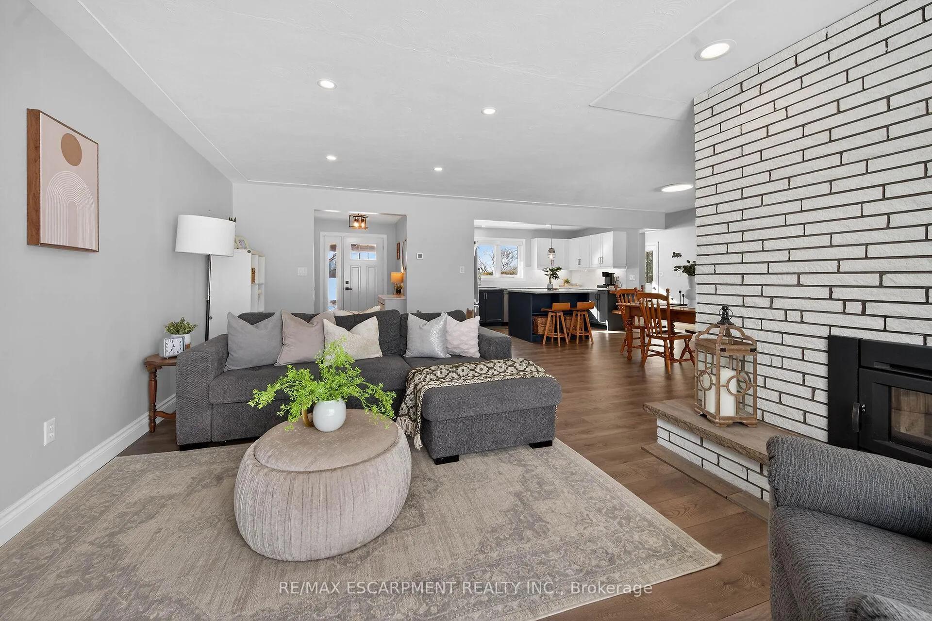 Photo 12 of 4024 River Road, Haldimand — HOMEH