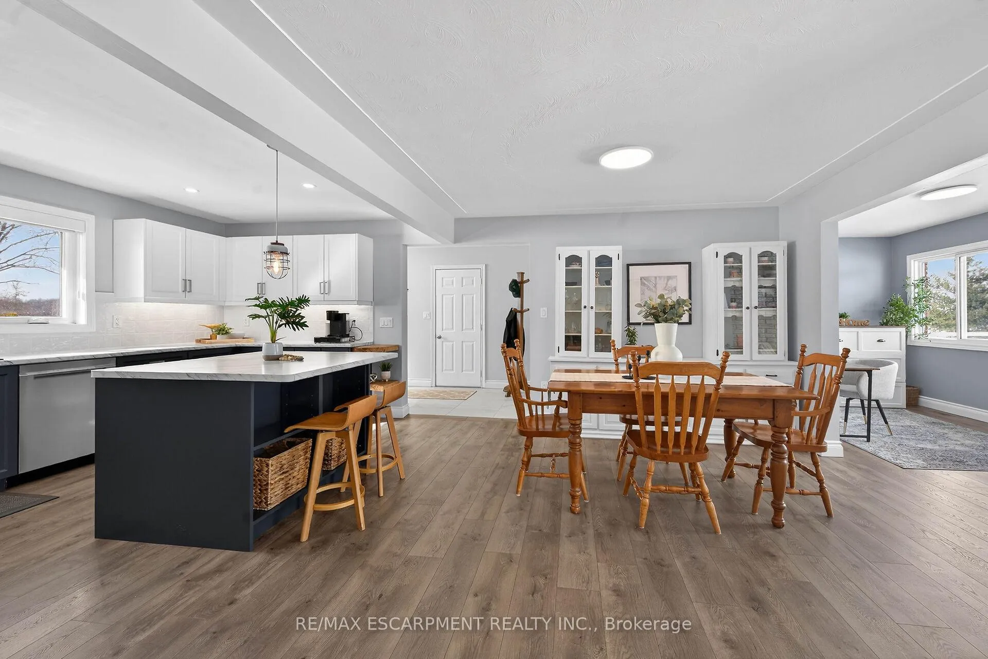 Photo 14 of 4024 River Road, Haldimand — HOMEH