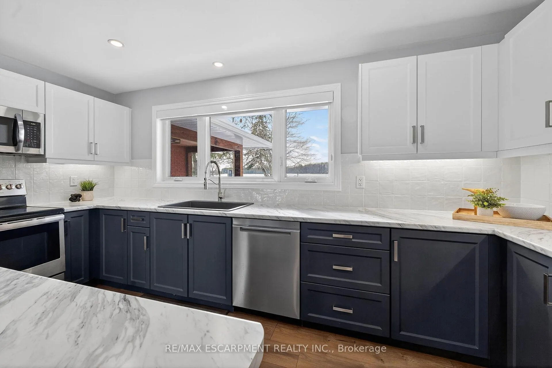 Photo 16 of 4024 River Road, Haldimand — HOMEH