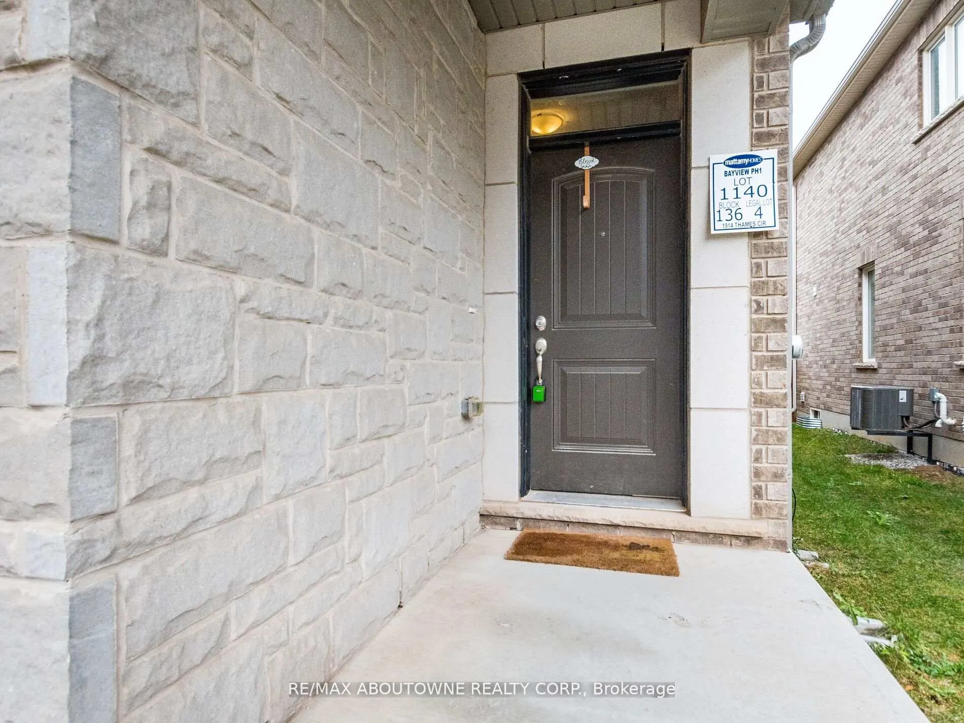 Photo 7 of 1914 Thames Circle, Milton, Bowes — HOMEH