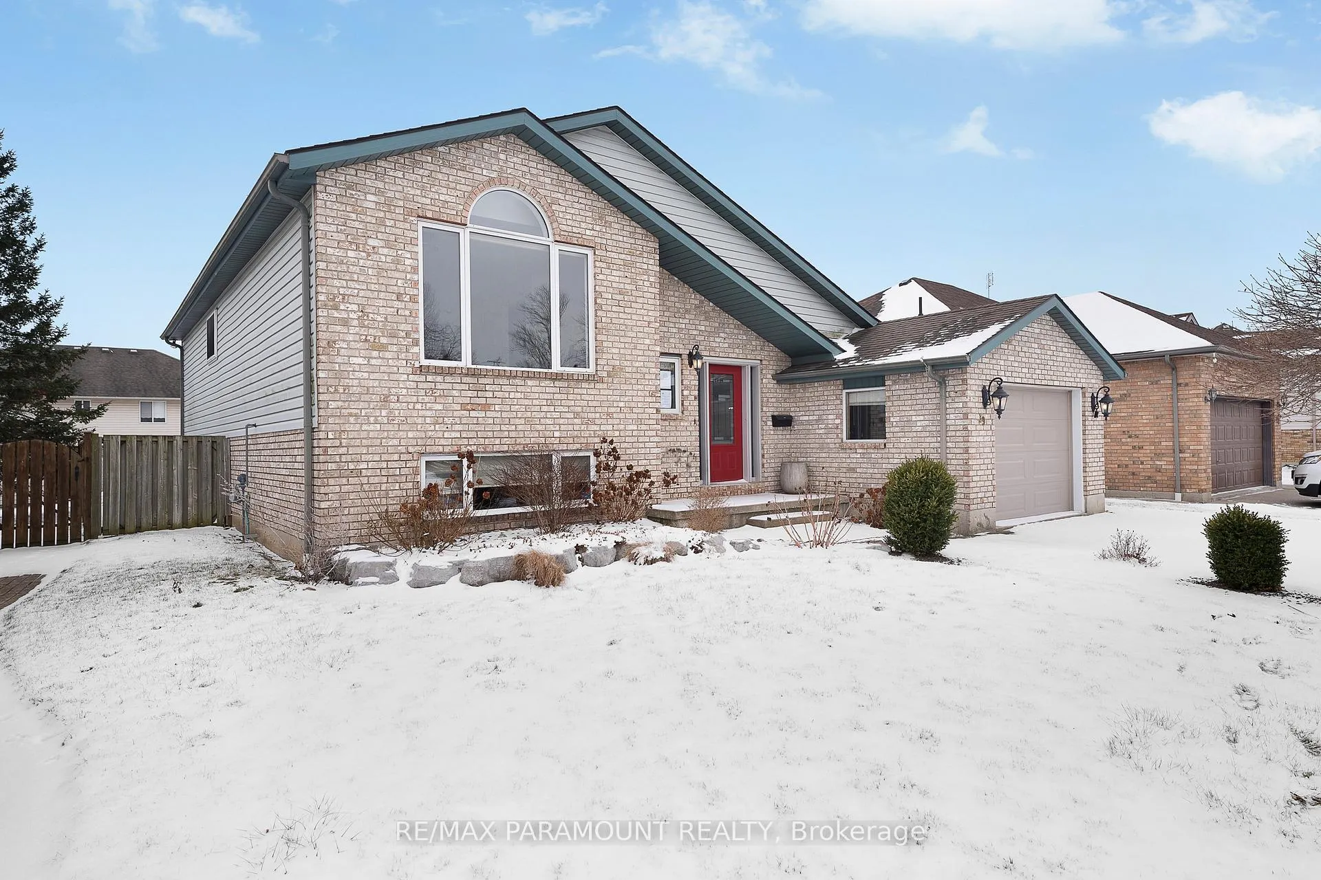 Photo 1 of 39 Rose Avenue, Chatham-Kent, Tilbury — HOMEH