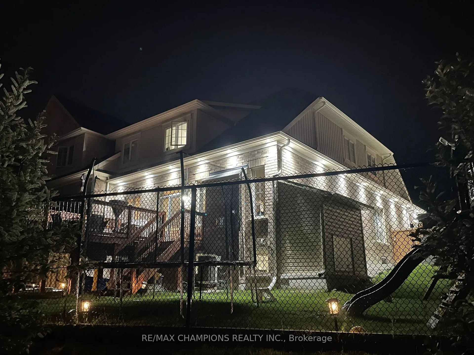 Photo 45 of 14 Naperton Drive, Brampton, Sandringham-Wellington — HOMEH