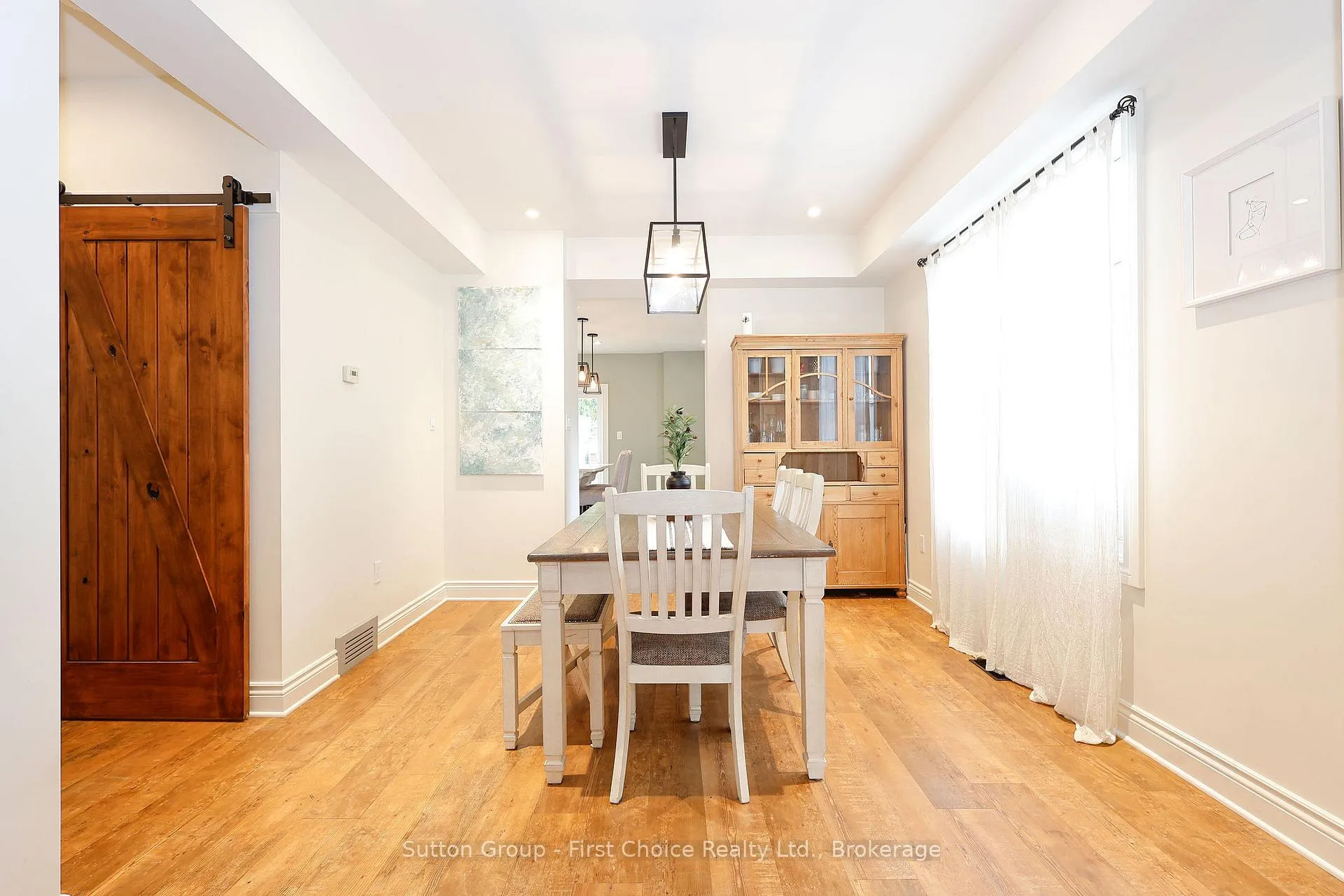 Photo 12 of 36 Mcnab Street, Stratford — HOMEH