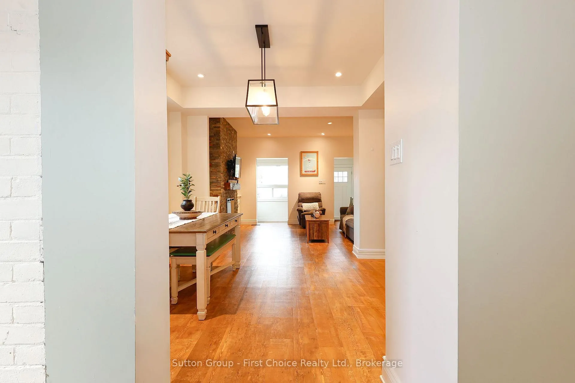 Photo 20 of 36 Mcnab Street, Stratford — HOMEH