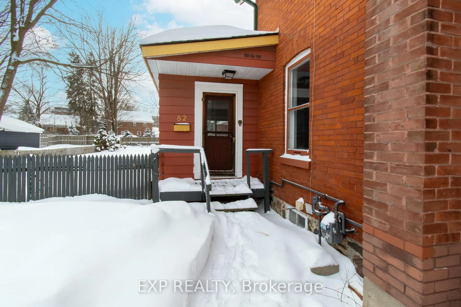 Photo 23 of 80 Burton Avenue, Barrie, Allandale — HOMEH