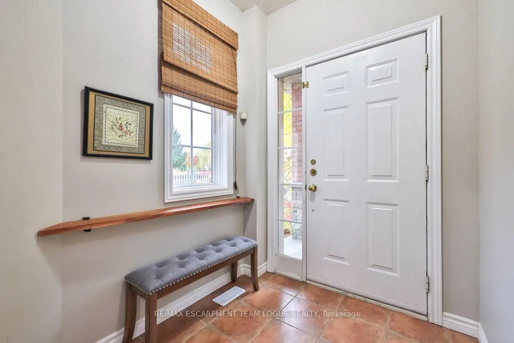 Photo 5 of 23 Tranquility Avenue, Hamilton, Ancaster — HOMEH