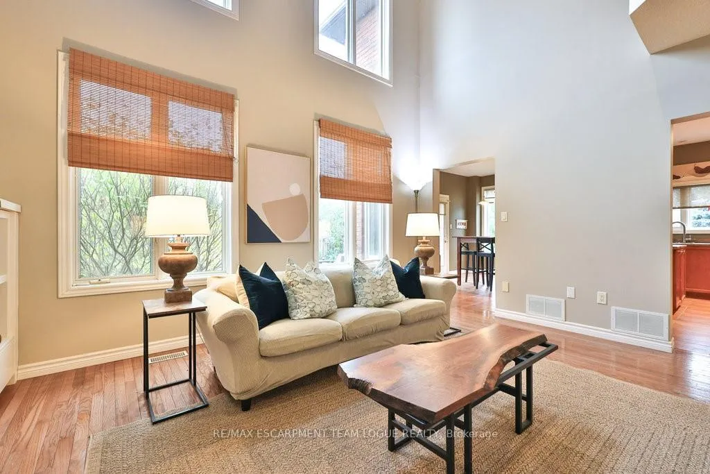 Photo 10 of 23 Tranquility Avenue, Hamilton, Ancaster — HOMEH