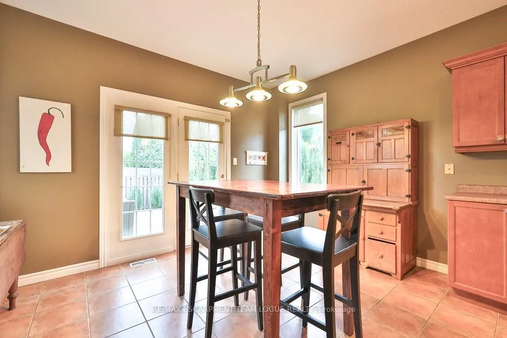 Photo 14 of 23 Tranquility Avenue, Hamilton, Ancaster — HOMEH