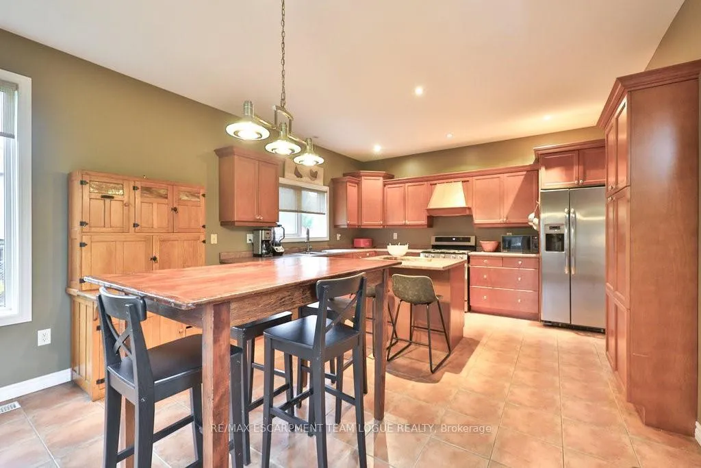 Photo 15 of 23 Tranquility Avenue, Hamilton, Ancaster — HOMEH