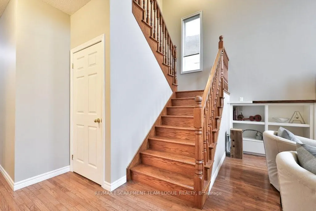 Photo 18 of 23 Tranquility Avenue, Hamilton, Ancaster — HOMEH