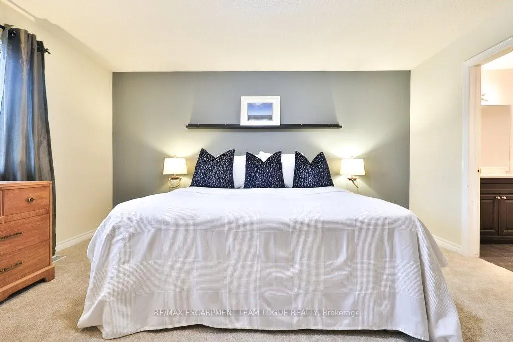 Photo 20 of 23 Tranquility Avenue, Hamilton, Ancaster — HOMEH