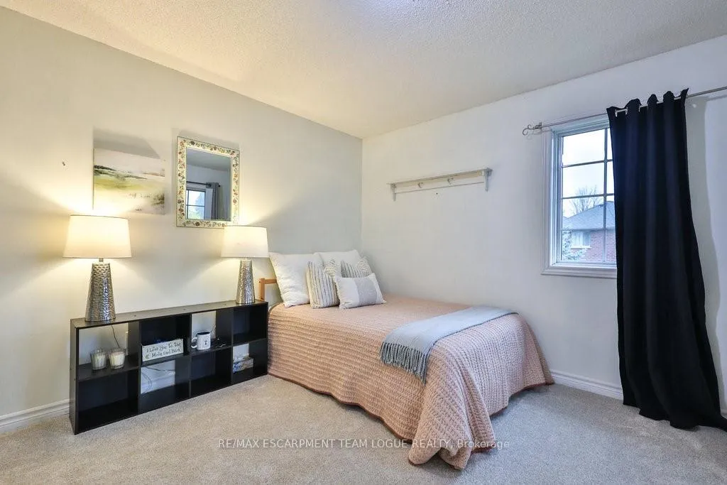 Photo 25 of 23 Tranquility Avenue, Hamilton, Ancaster — HOMEH