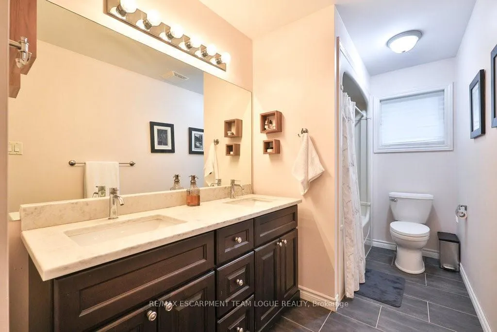 Photo 33 of 23 Tranquility Avenue, Hamilton, Ancaster — HOMEH