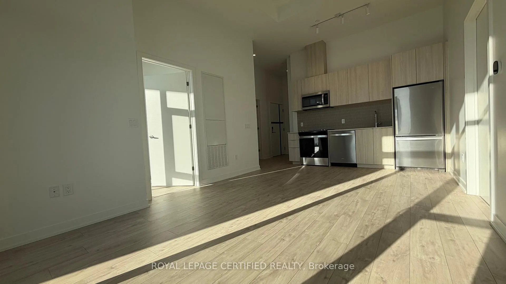 Photo 9 of Unit 108, 720 Whitlock Ave, Milton, Cobban — HOMEH