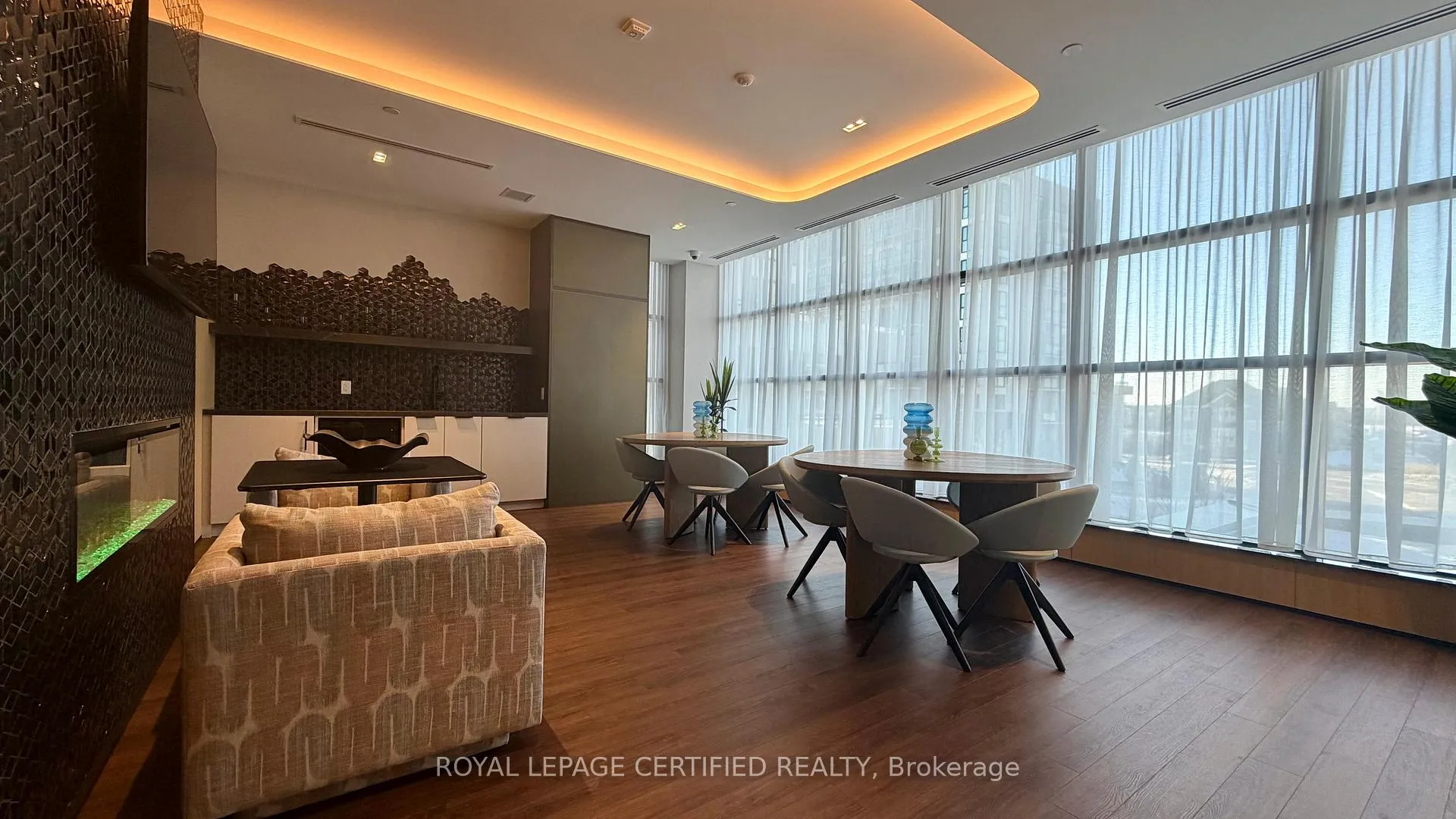 Photo 24 of Unit 108, 720 Whitlock Ave, Milton, Cobban — HOMEH
