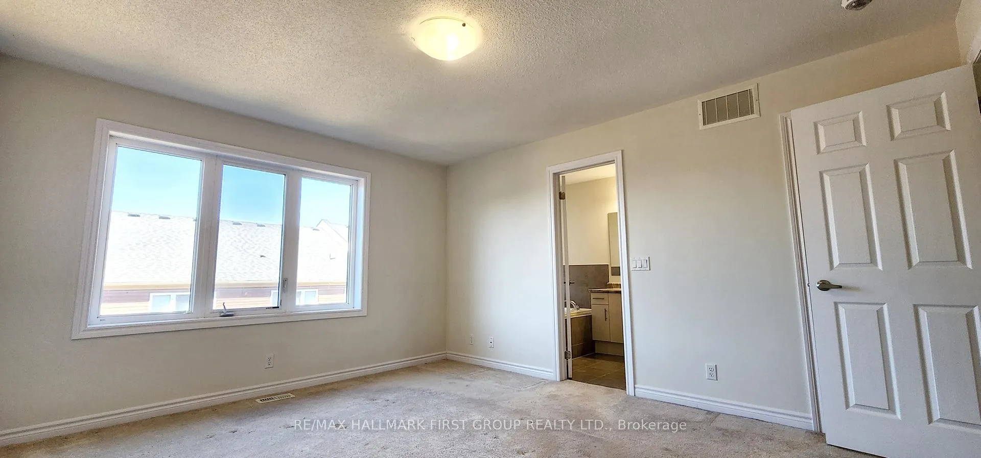 Photo 14 of 2448 Steeplechase Street, Oshawa, Windfields — HOMEH