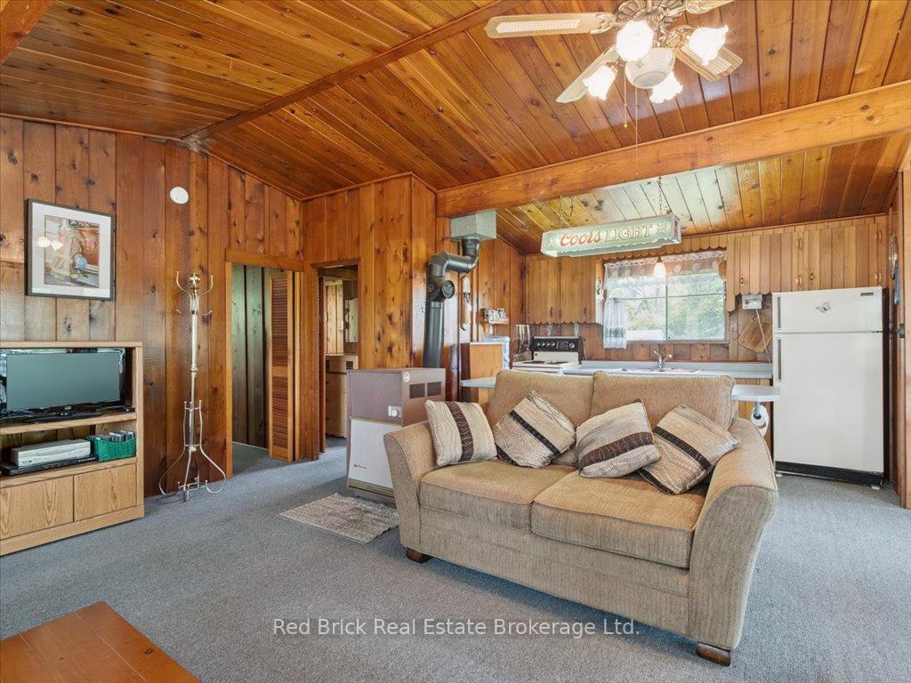 Photo 15 of 1339 Graham Road, Gravenhurst, Morrison — HOMEH