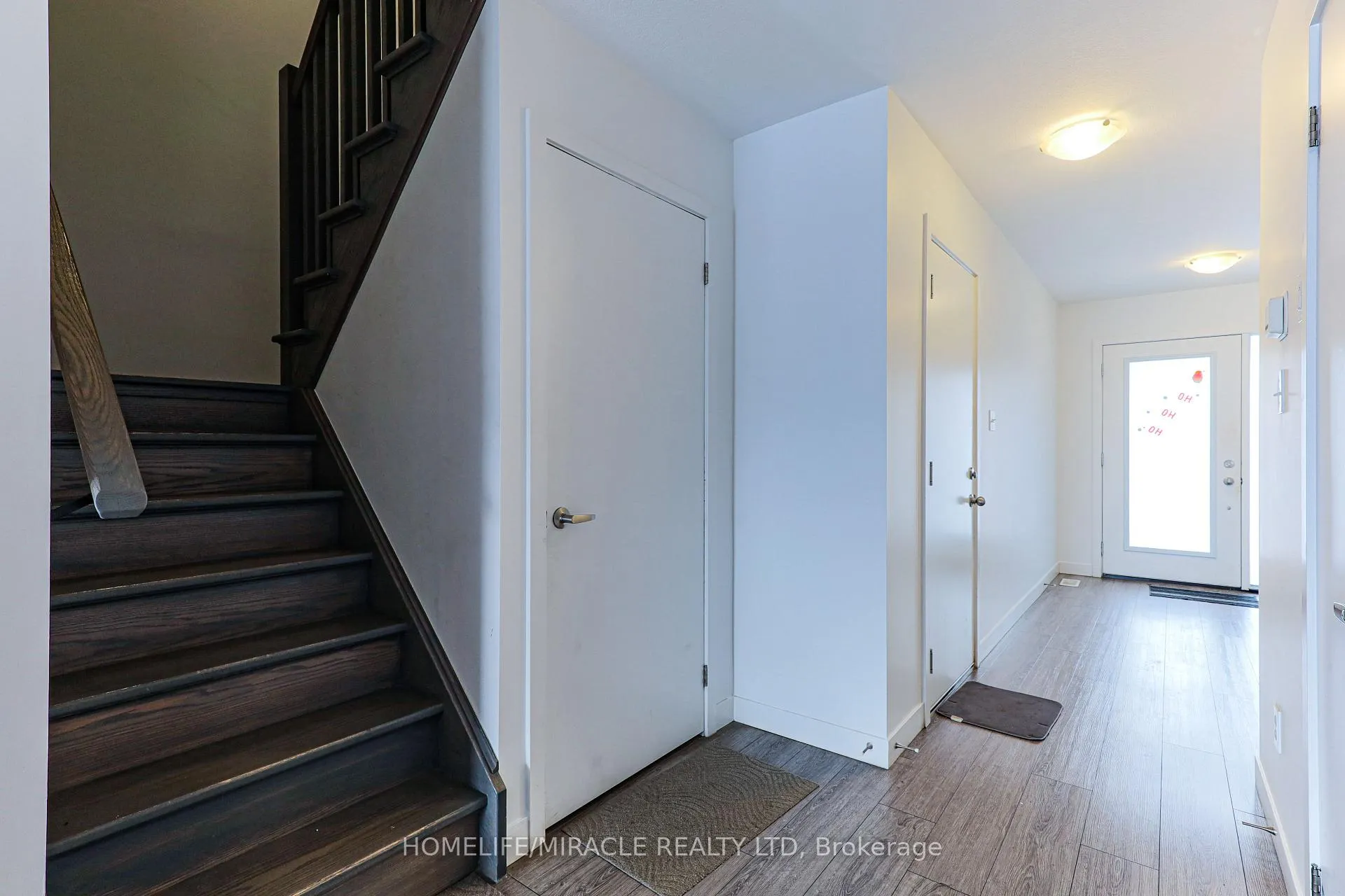Photo 6 of 105 Pony Way, Kitchener — HOMEH