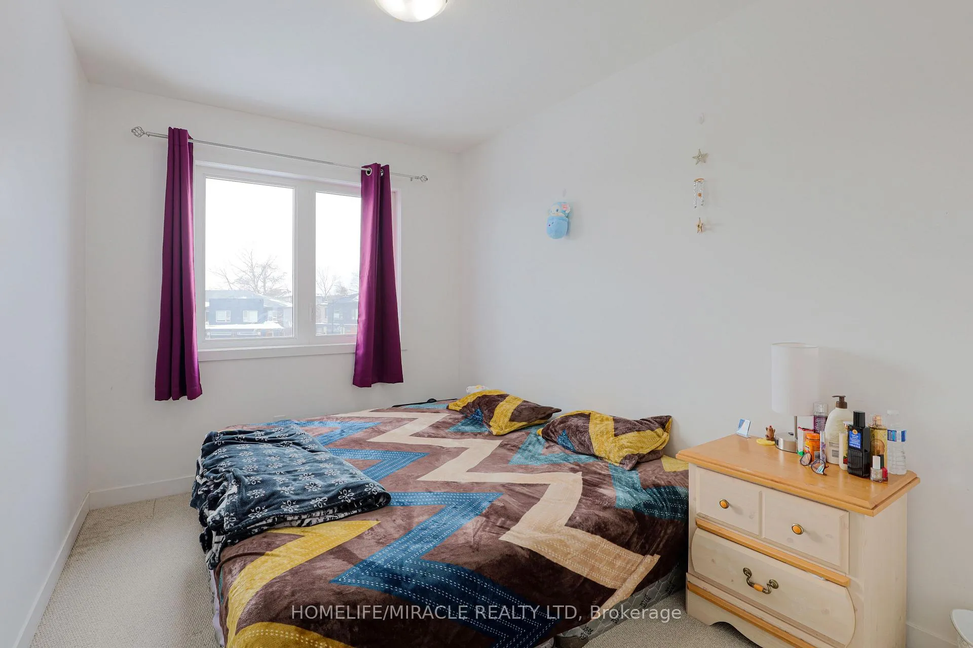 Photo 12 of 105 Pony Way, Kitchener — HOMEH