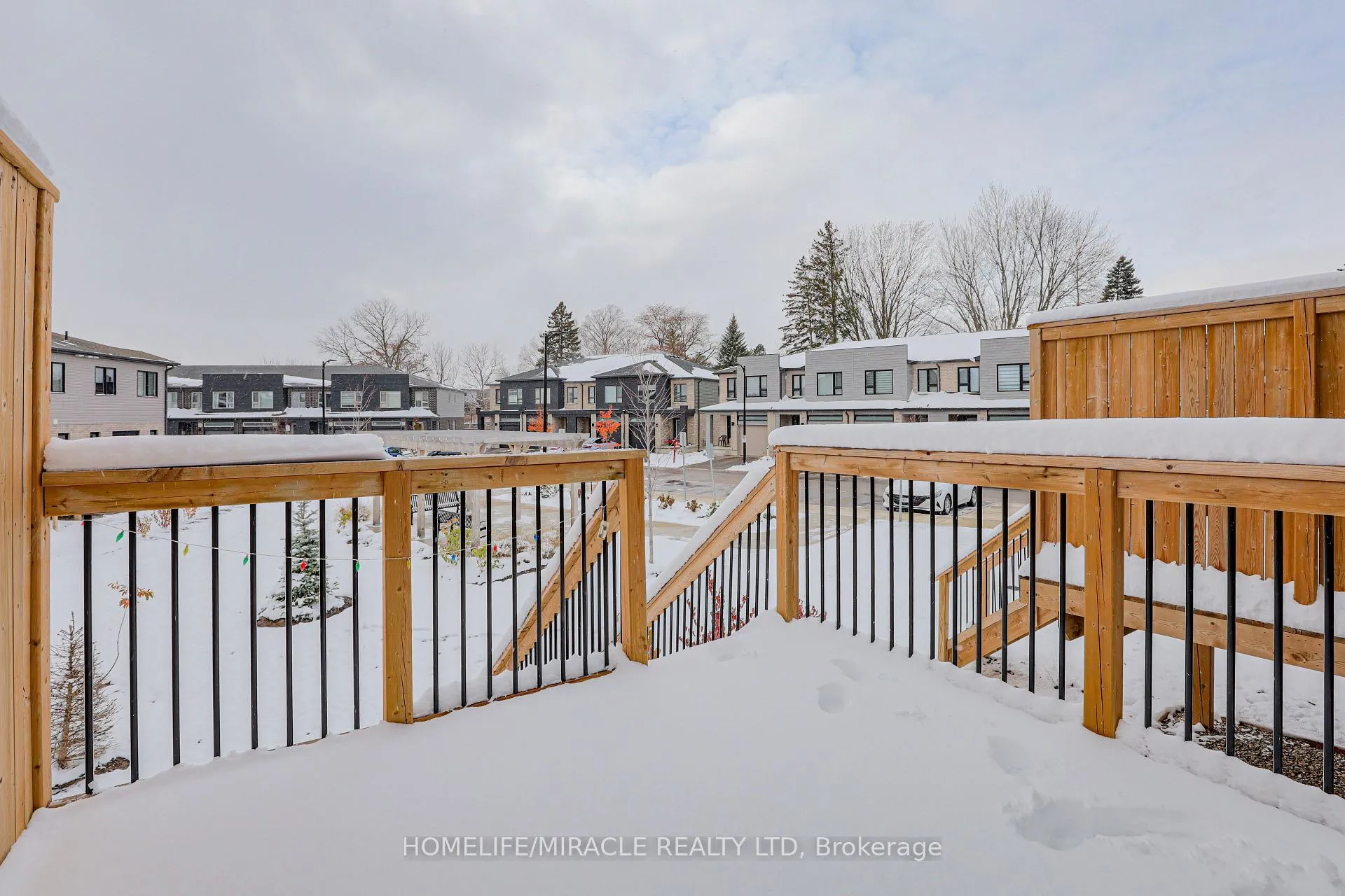 Photo 24 of 105 Pony Way, Kitchener — HOMEH