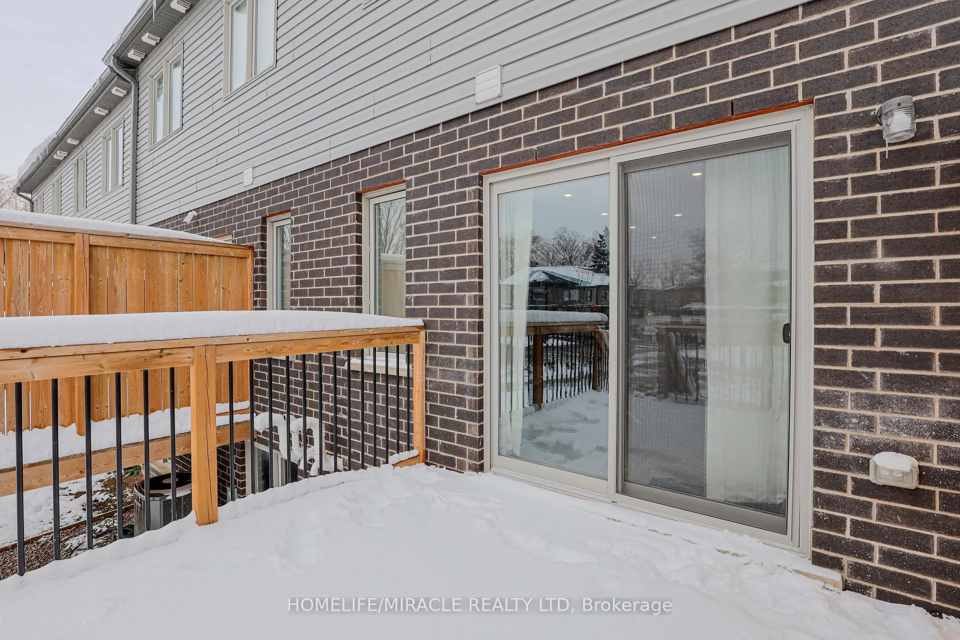 Photo 25 of 105 Pony Way, Kitchener — HOMEH