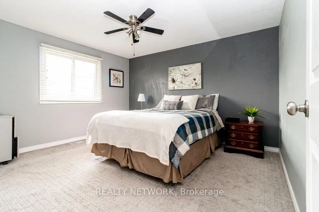 Photo 11 of 48 Arbutus Crescent, Hamilton, Stoney Creek Mountain — HOMEH