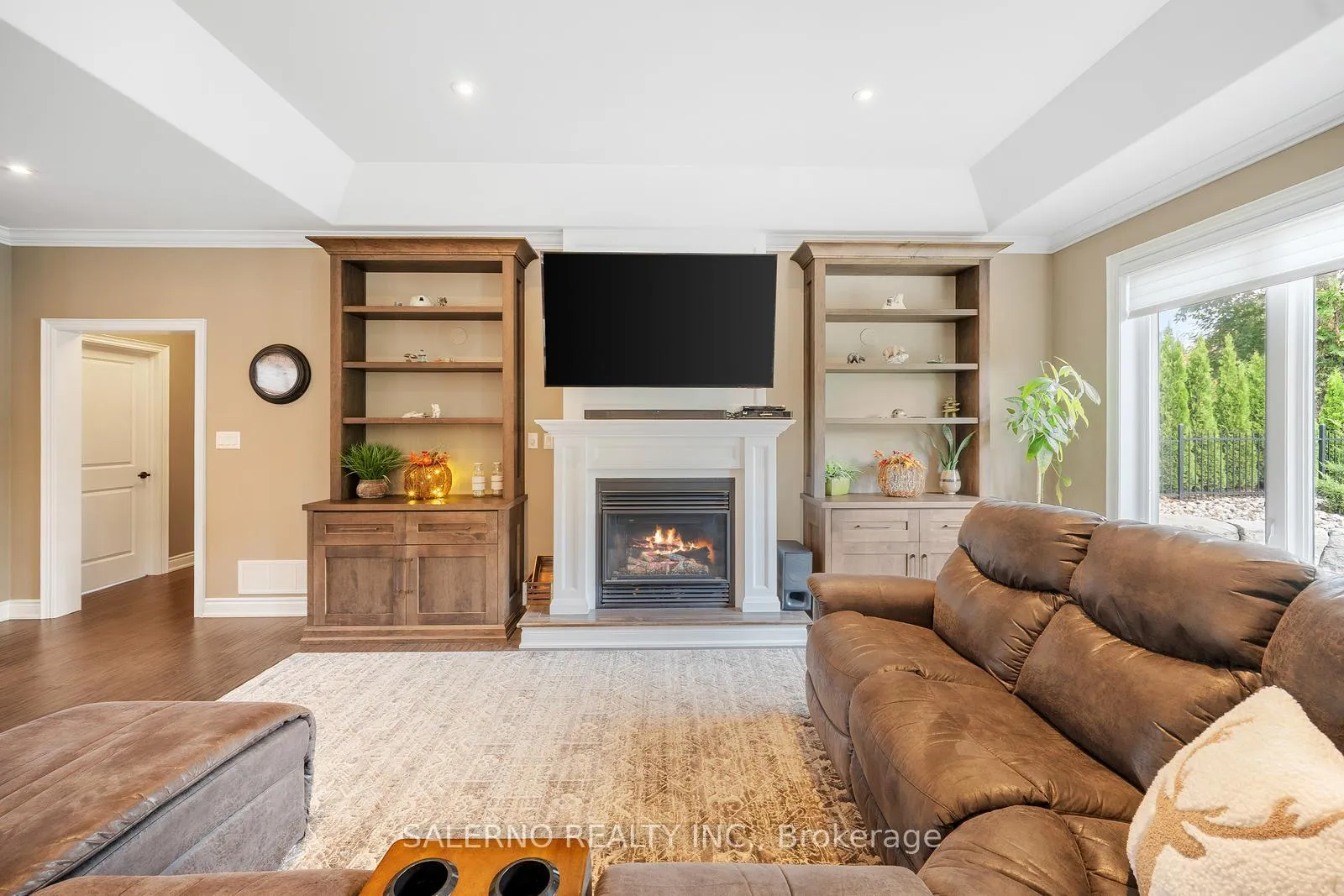 Photo 10 of 2065 Forest Valley Drive, Innisfil, Rural Innisfil — HOMEH