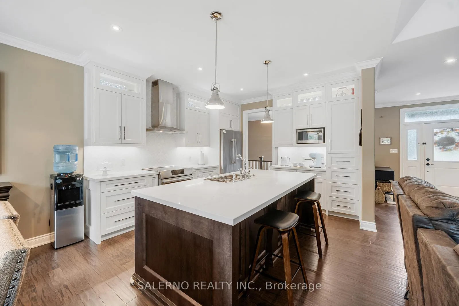 Photo 13 of 2065 Forest Valley Drive, Innisfil, Rural Innisfil — HOMEH