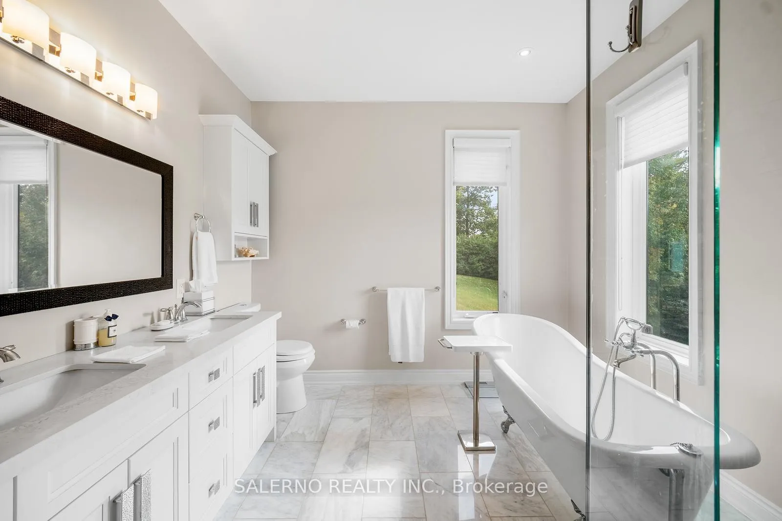 Photo 20 of 2065 Forest Valley Drive, Innisfil, Rural Innisfil — HOMEH