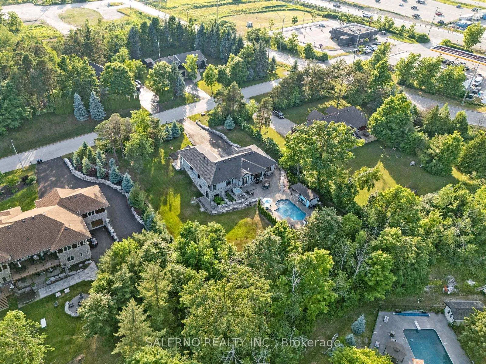 Photo 49 of 2065 Forest Valley Drive, Innisfil, Rural Innisfil — HOMEH