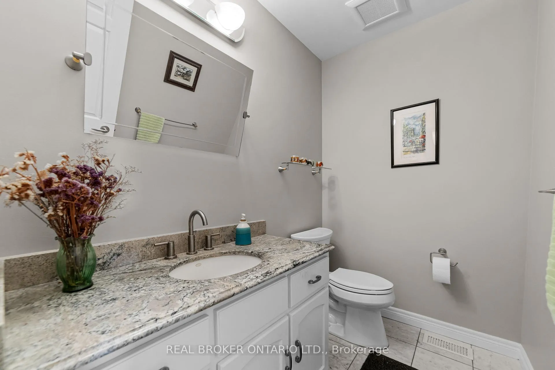 Photo 17 of 7 Templer Drive, Hamilton, Ancaster — HOMEH