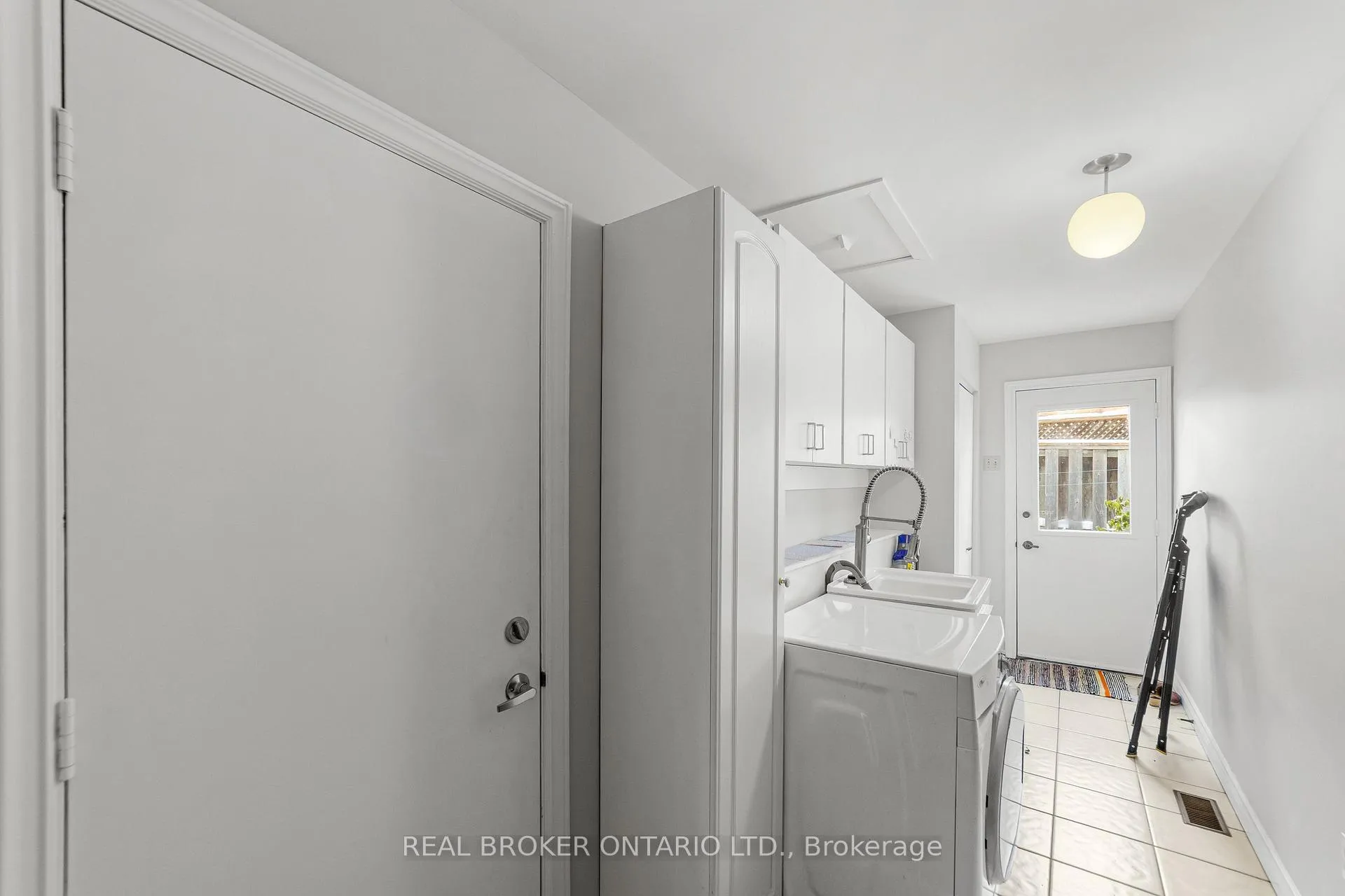 Photo 20 of 7 Templer Drive, Hamilton, Ancaster — HOMEH
