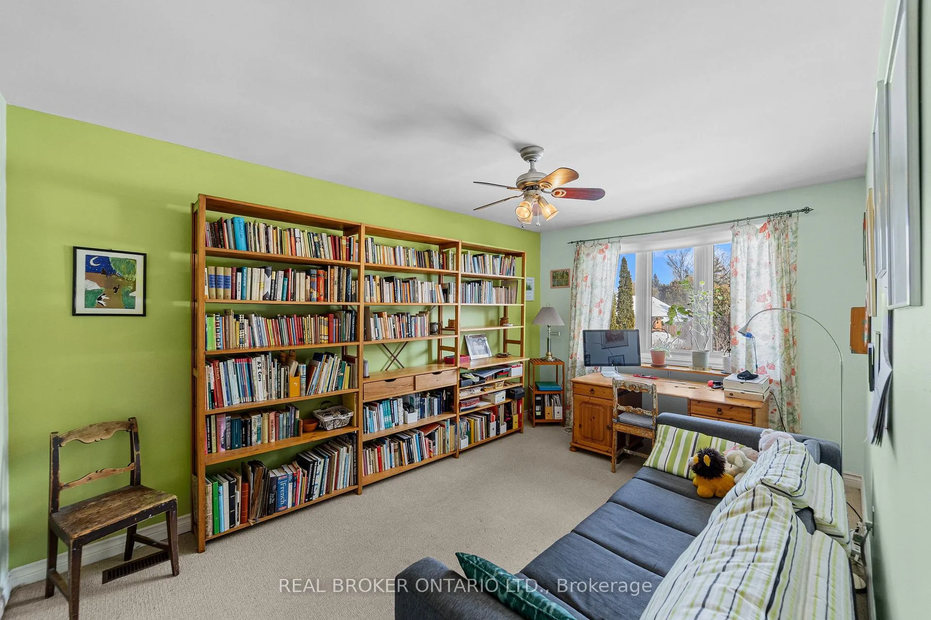 Photo 25 of 7 Templer Drive, Hamilton, Ancaster — HOMEH
