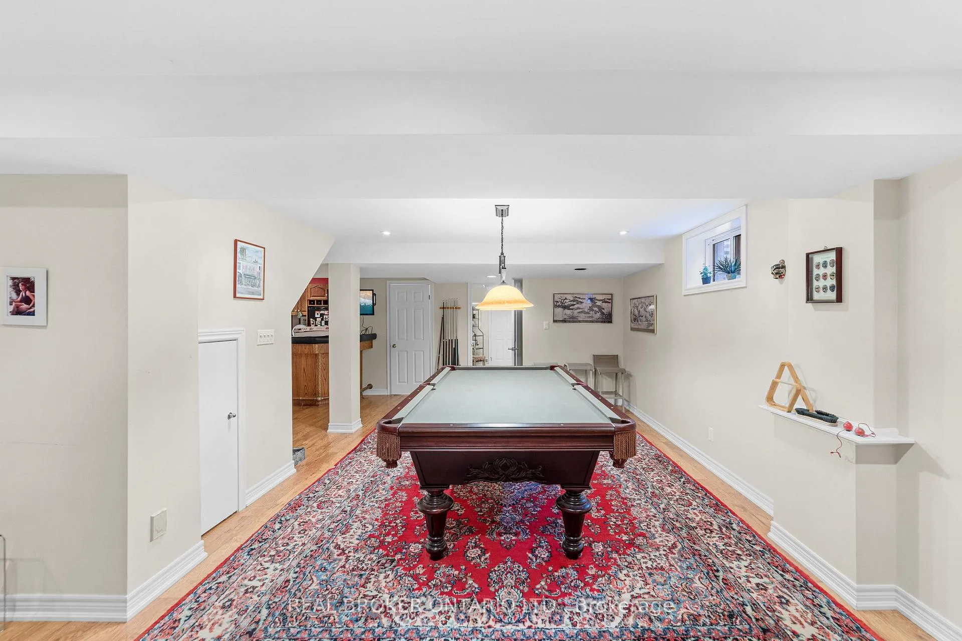 Photo 36 of 7 Templer Drive, Hamilton, Ancaster — HOMEH
