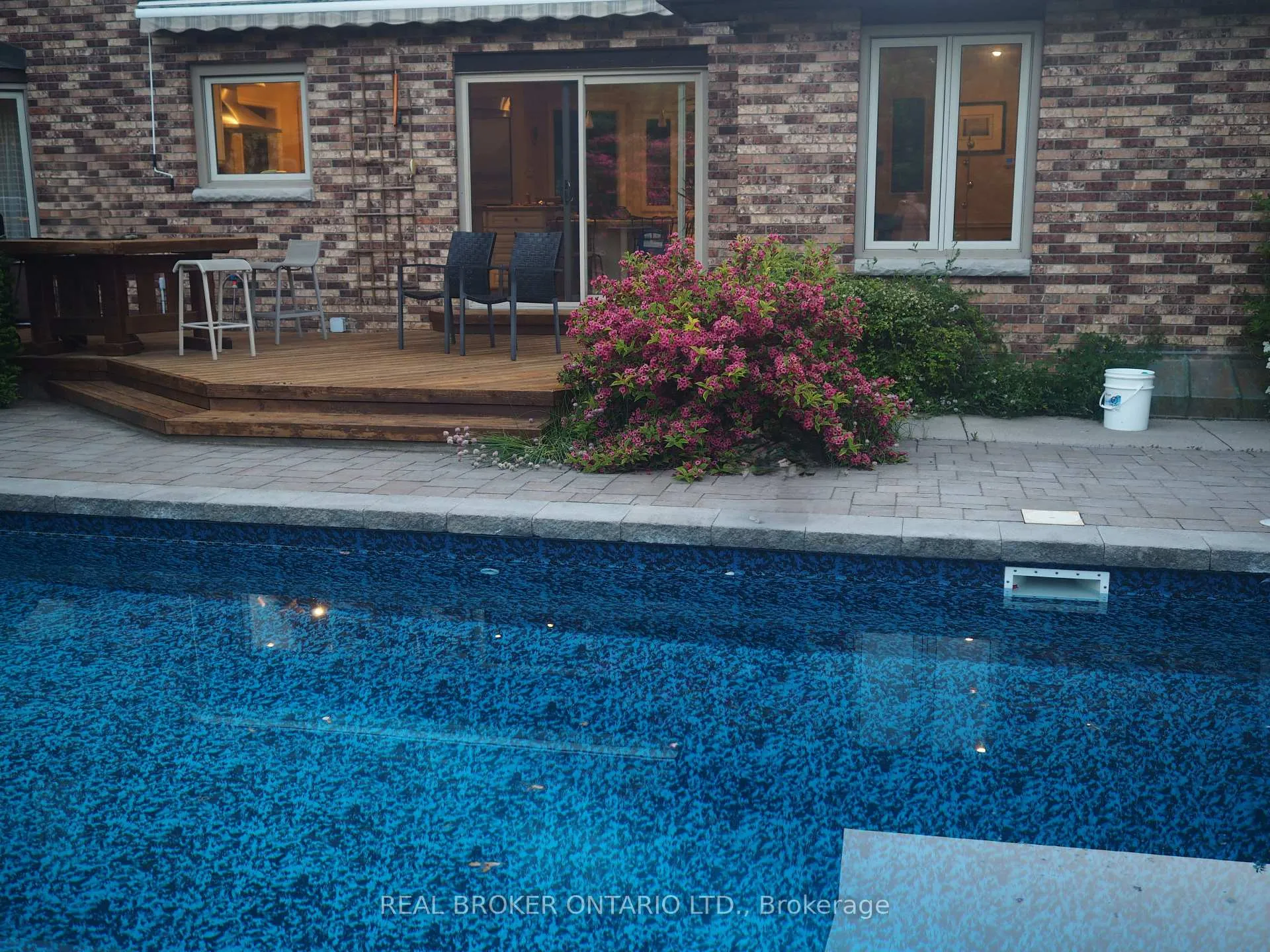 Photo 44 of 7 Templer Drive, Hamilton, Ancaster — HOMEH